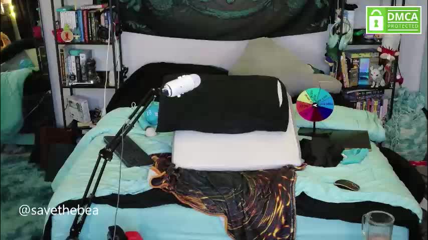 savethebea Adult Chat January 11, 2026