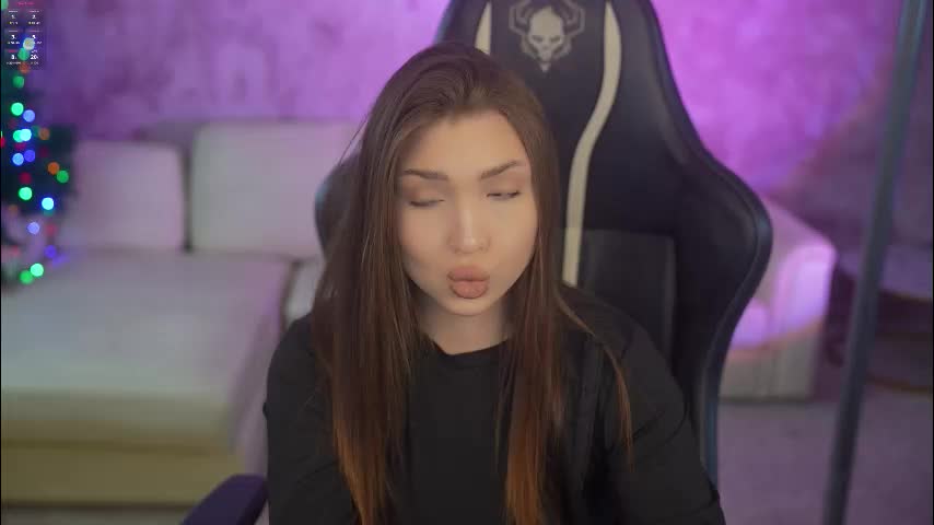 kira0541 Adult Chat January 11, 2026