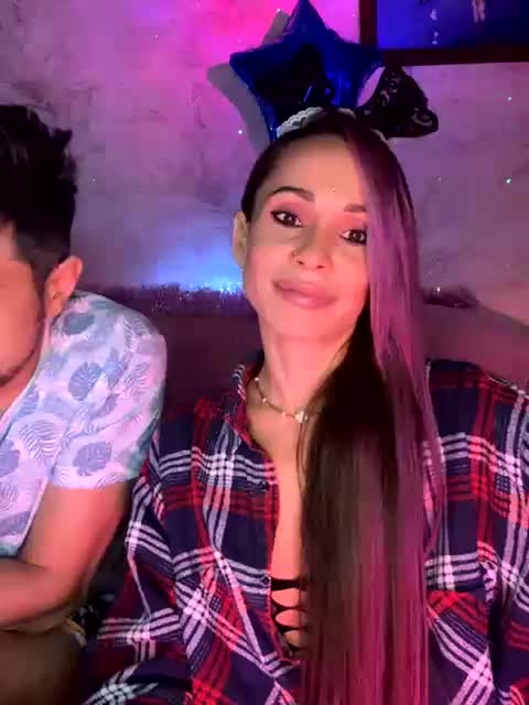 VIP17CoupleDream Adult Chat January 11, 2026