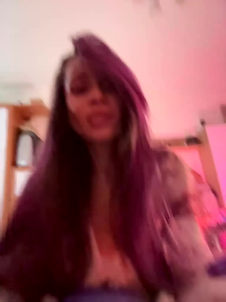 VIP17CoupleDream Adult Chat January 11, 2026