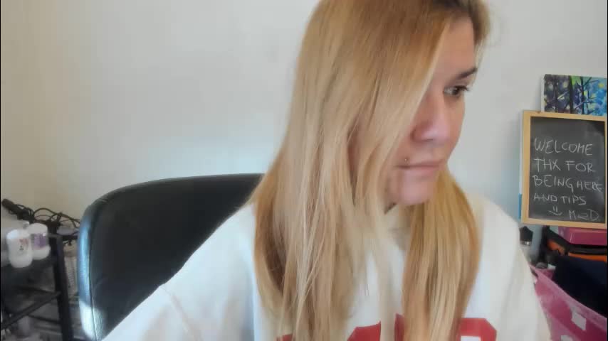 artsyandcraftsy_ Adult Chat January 11, 2026