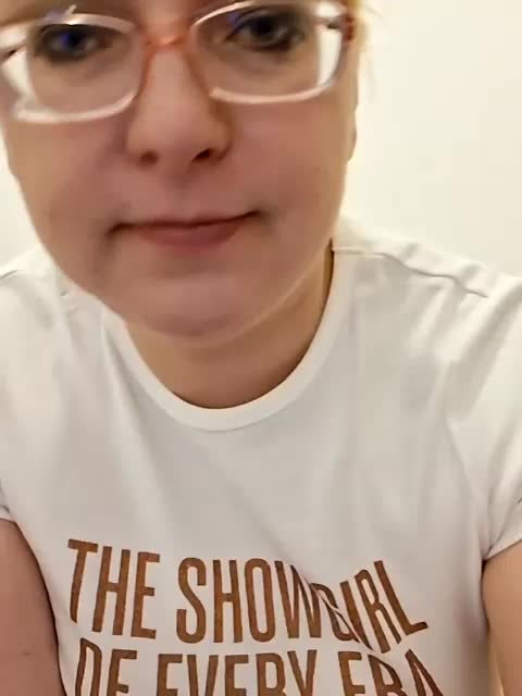 Vika211 Adult Chat January 12, 2026