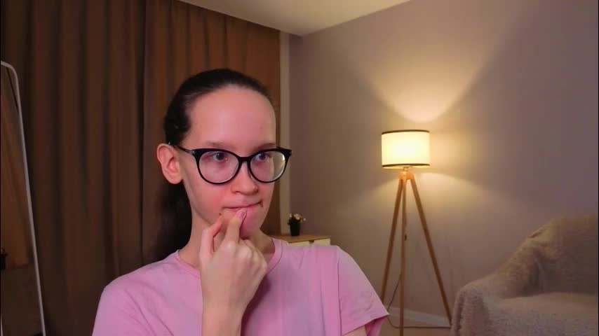 lynettebails Adult Chat January 12, 2026