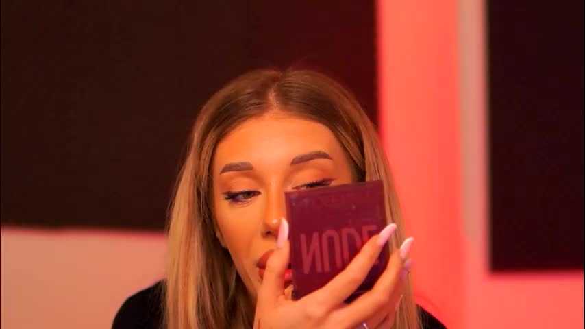 ellieredd Adult Chat January 12, 2026