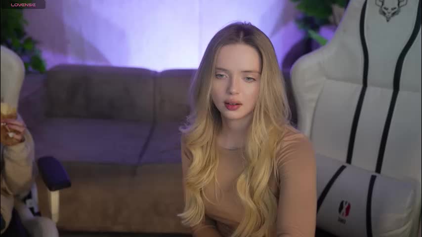 kira0541 Adult Chat January 12, 2026