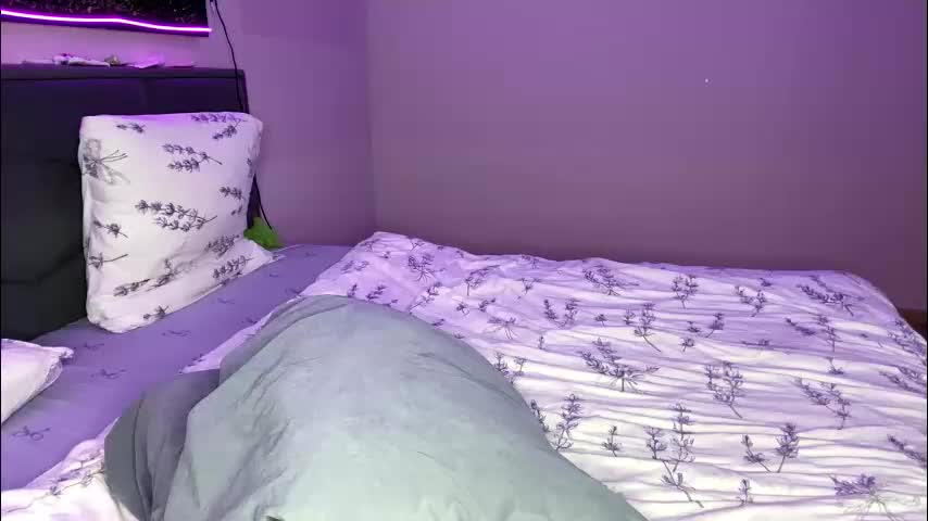 julielourens Adult Chat January 12, 2026