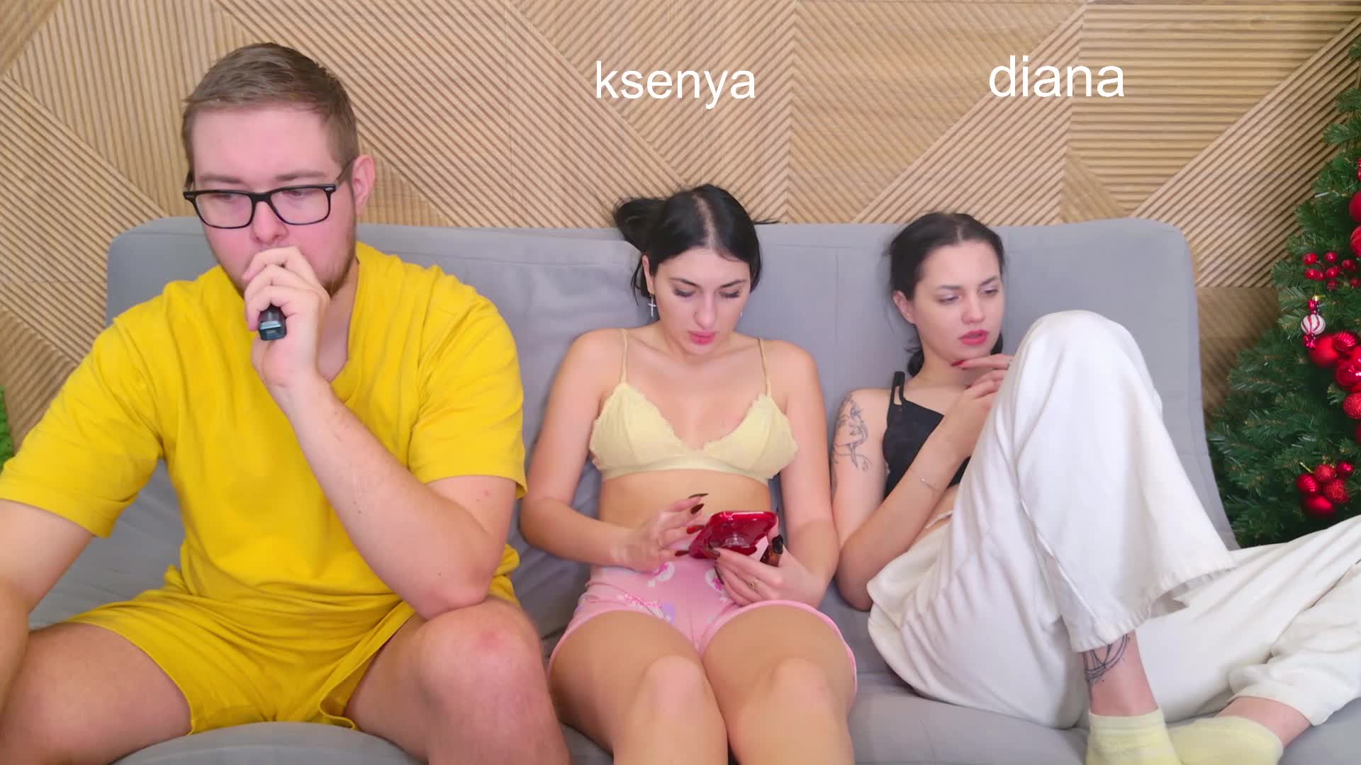 WebcamSlut Adult Chat January 12, 2026