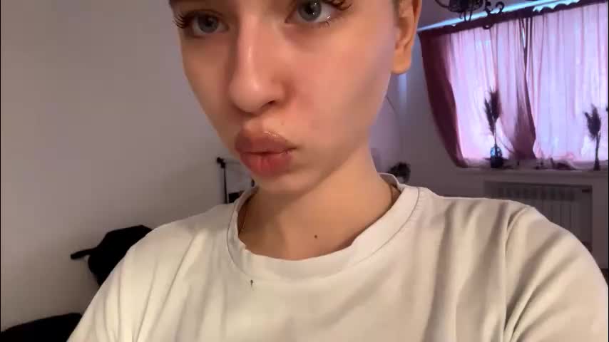 viviennebreihan Adult Chat January 12, 2026