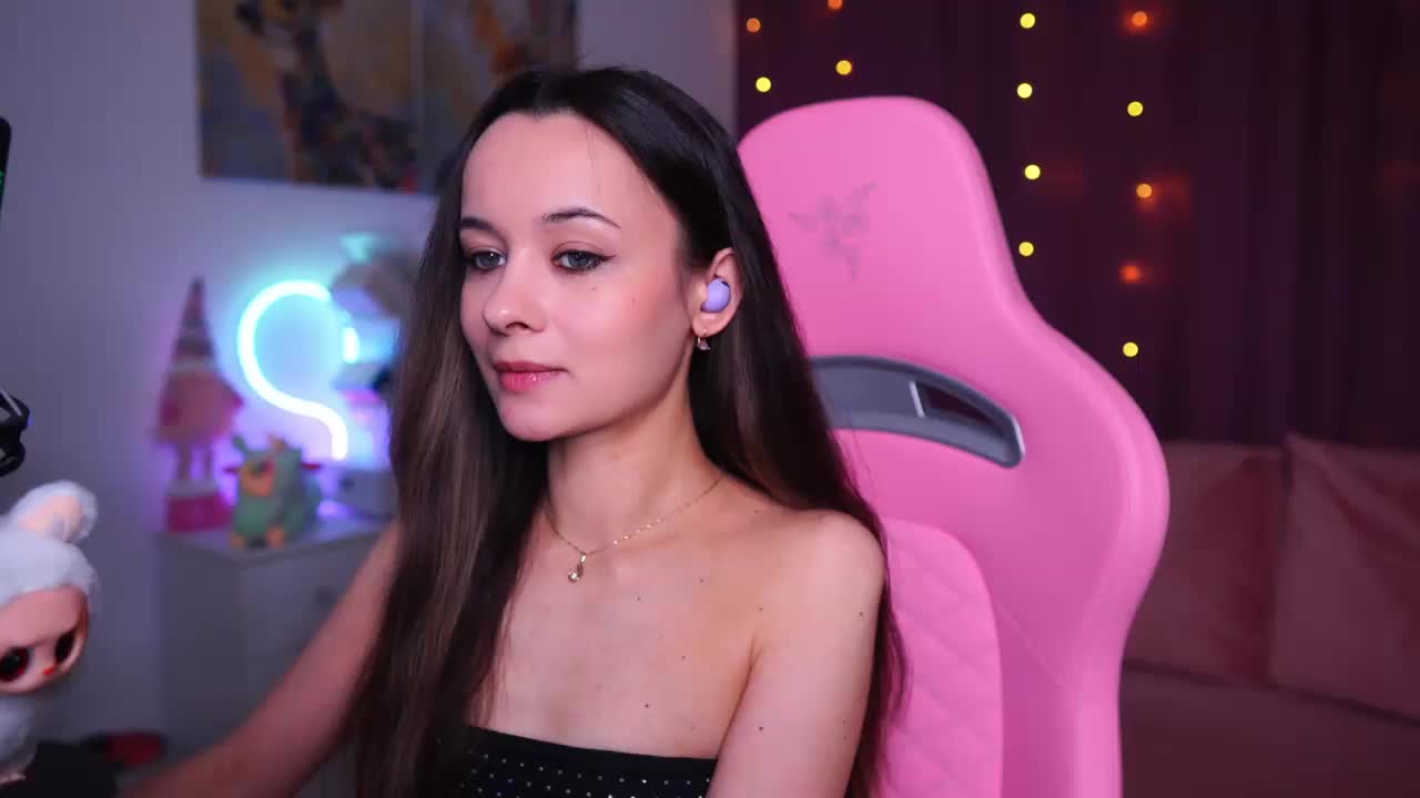 JuicyAngel Adult Chat January 12, 2026