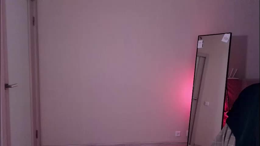 little_pretty_woman Adult Chat January 12, 2026