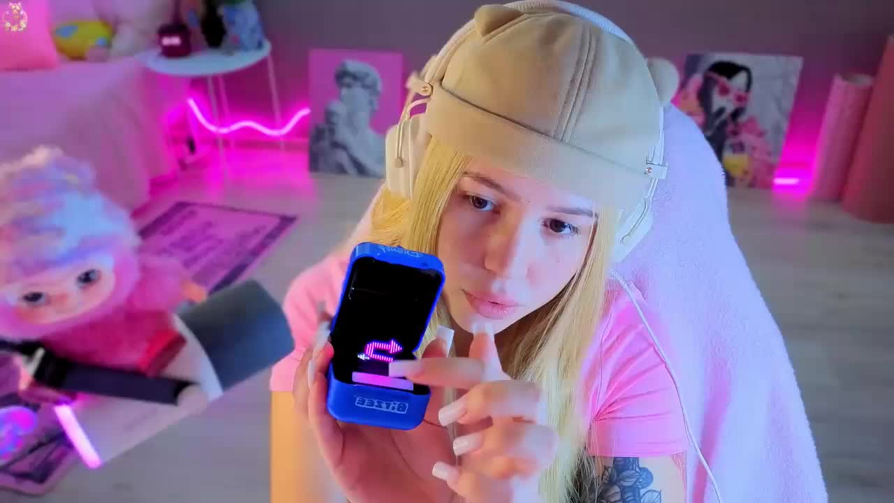 dikidii Adult Chat January 13, 2026