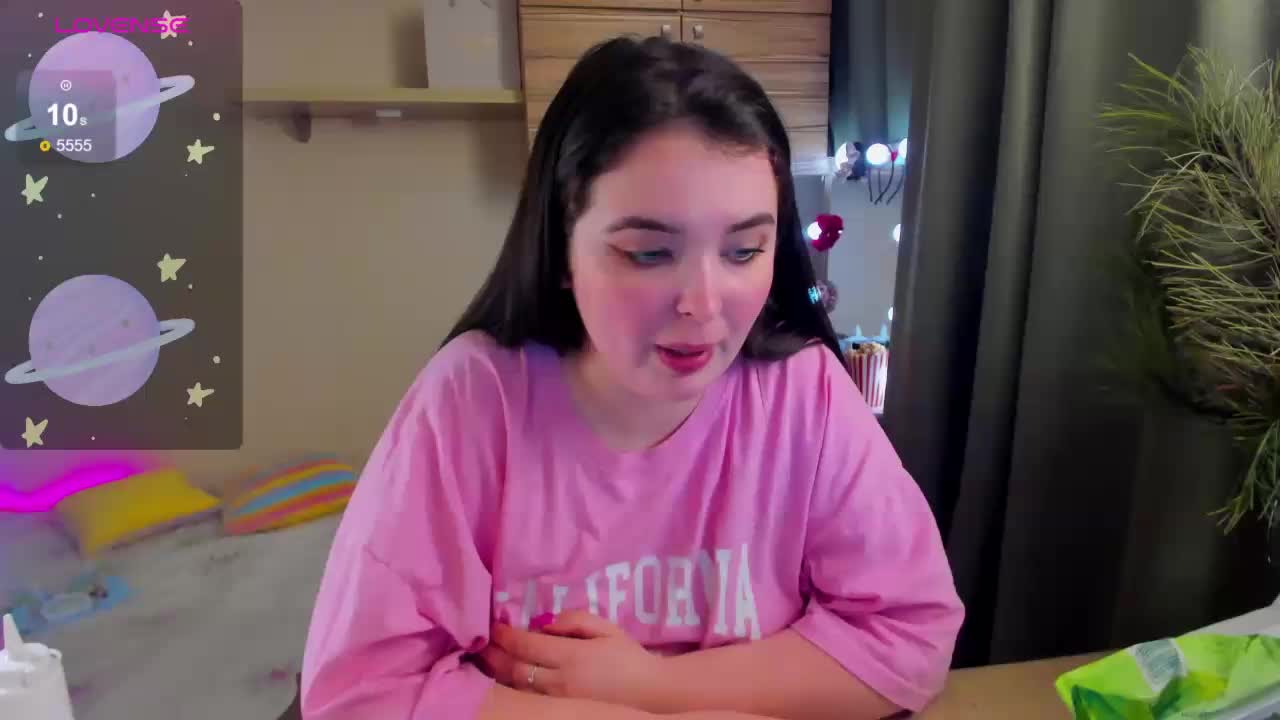 Alicenextdoor Adult Chat January 13, 2026