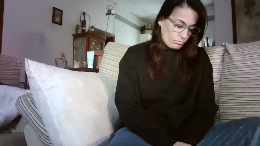 lolahueso Adult Chat January 13, 2026