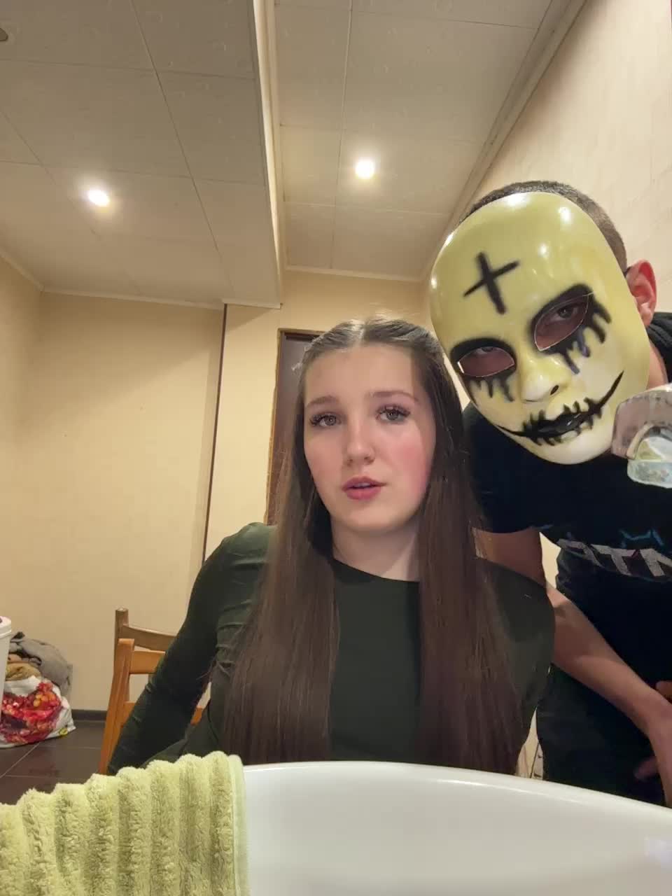 AHAHAC_HAXPEH_B_yHuTa3 Adult Chat January 13, 2026