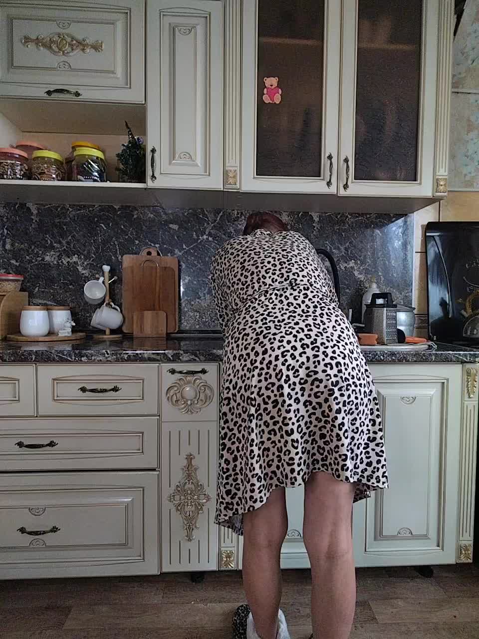 nika74- Adult Chat January 13, 2026