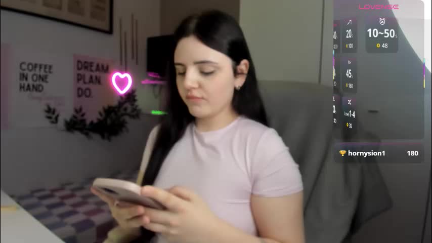 liawoow Adult Chat January 14, 2026