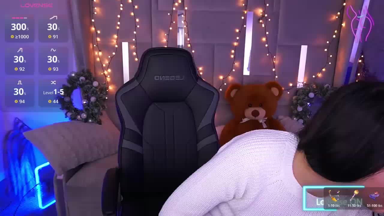 EliseVelour Adult Chat January 14, 2026