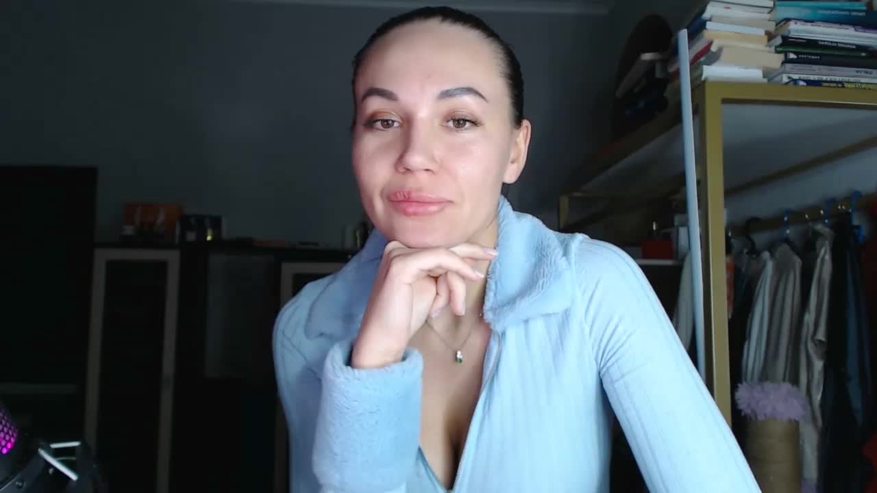 QWEENII Adult Chat January 14, 2026