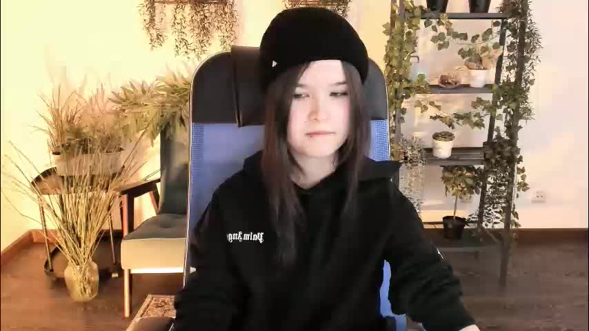 elainebeness Adult Chat January 14, 2026