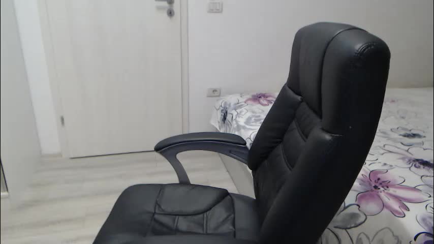 blue_eyes96 Adult Chat January 14, 2026