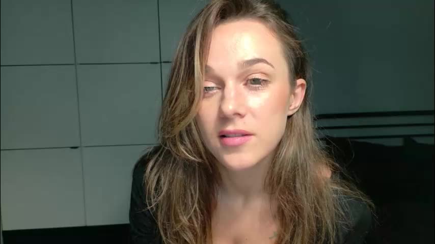 mmminnie Adult Chat January 15, 2026