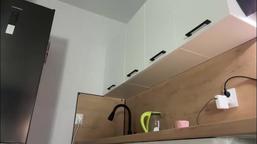 sweetdreamvic Adult Chat January 15, 2026