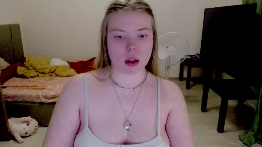 kitten_jenny01 Adult Chat January 15, 2026