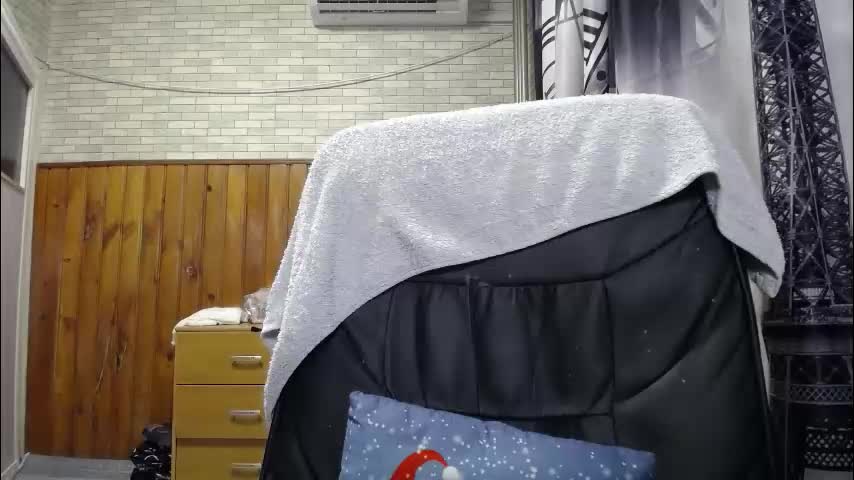 xxxnewlywedsxxx Adult Chat January 15, 2026