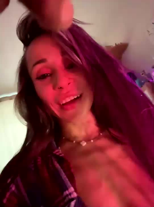 VIP17CoupleDream Adult Chat January 15, 2026