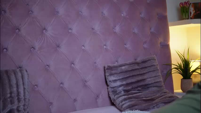 maiamini Adult Chat January 15, 2026