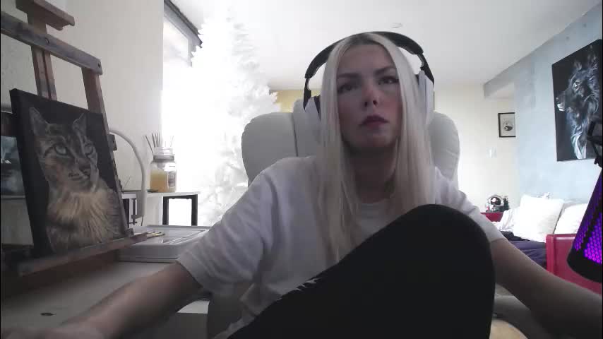 tinykylie Adult Chat January 15, 2026