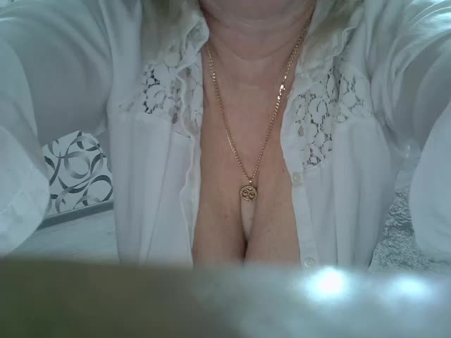 helen88888 Adult Chat January 15, 2026