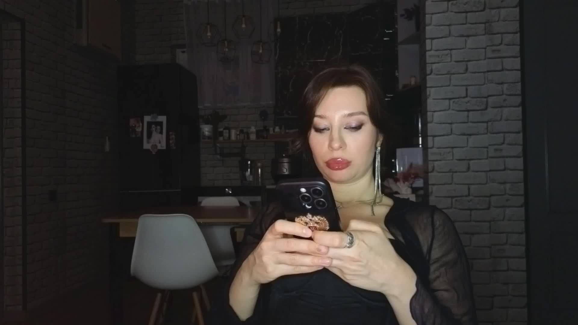 Melissa222Femdom Adult Chat January 15, 2026