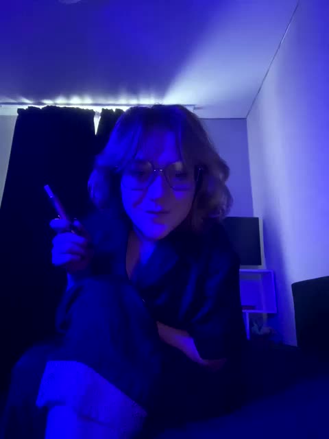 Alexandra-113 Adult Chat January 15, 2026