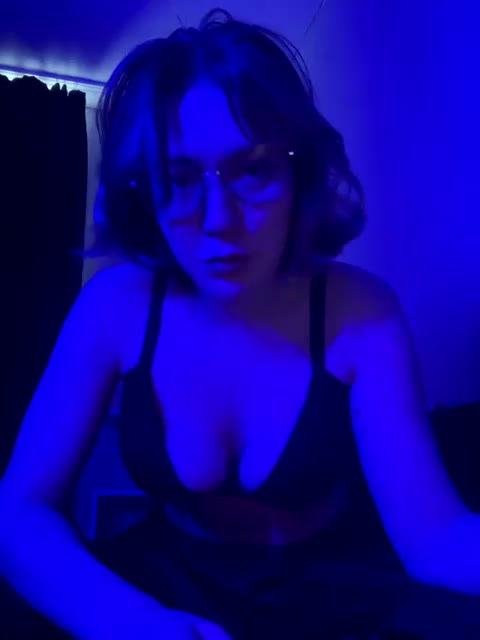 Alexandra-113 Adult Chat January 15, 2026