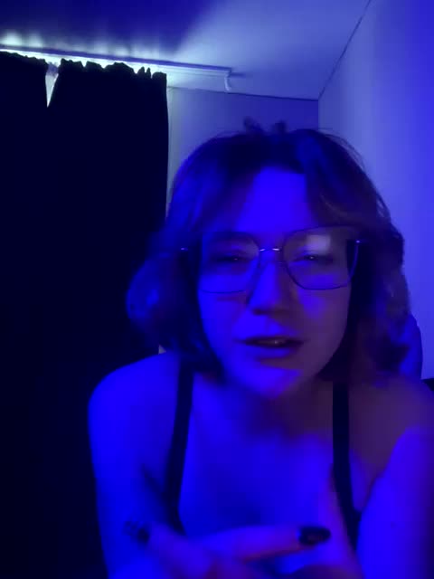 Alexandra-113 Adult Chat January 15, 2026