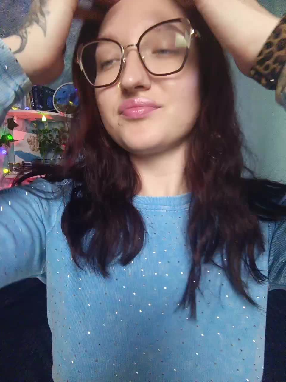 Mari_Gold Adult Chat January 15, 2026