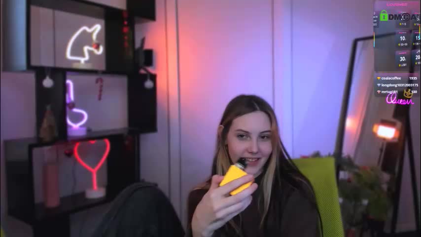 luna_tin Adult Chat January 15, 2026