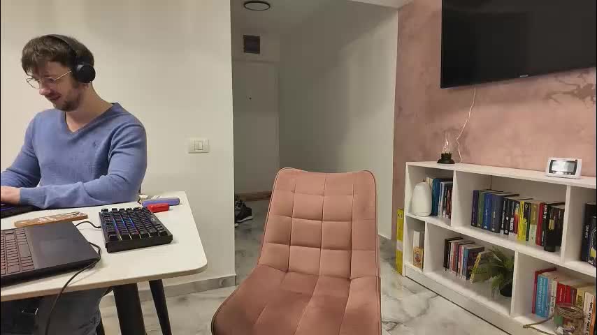 rrr1995 Adult Chat January 15, 2026