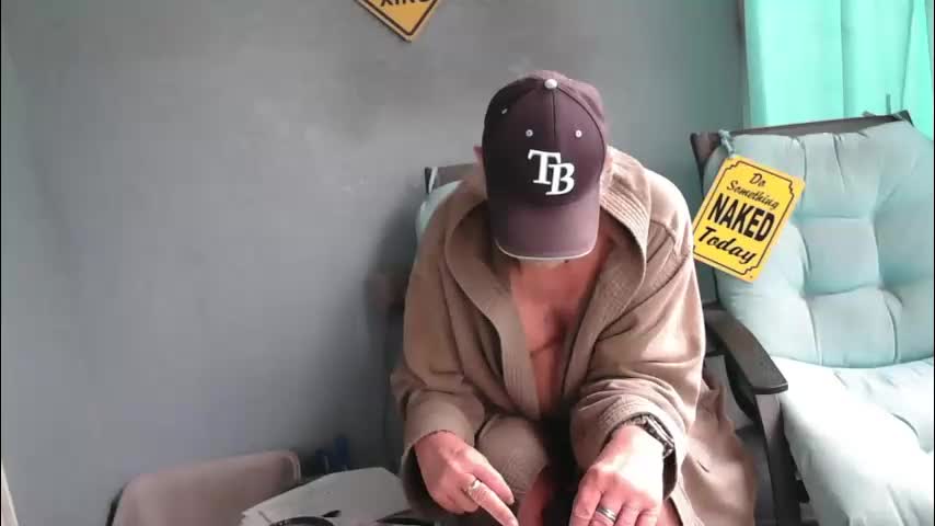 smallpenisbigtongue Adult Chat January 15, 2026