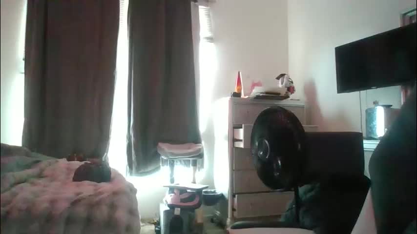 parisbaby2000 Adult Chat January 16, 2026