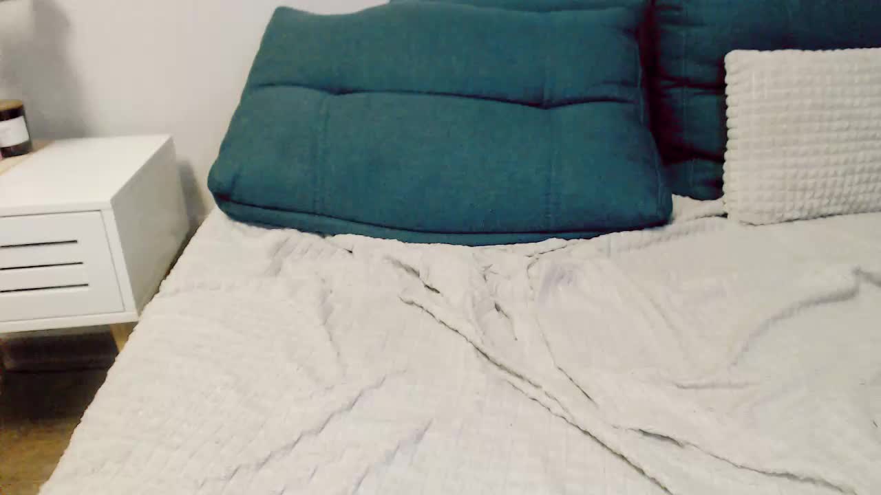 hotmiamix Adult Chat January 16, 2026