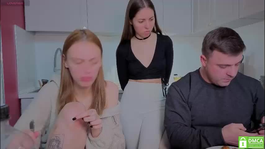 ihavepaws33 Adult Chat January 16, 2026