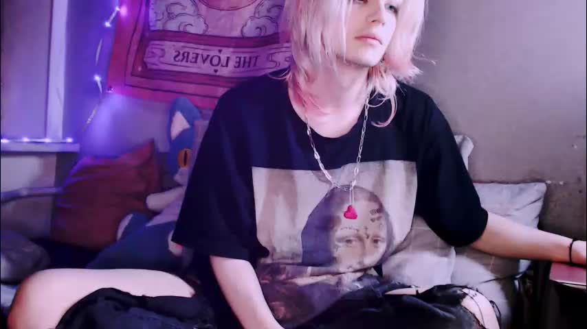 alien_bella Adult Chat January 16, 2026