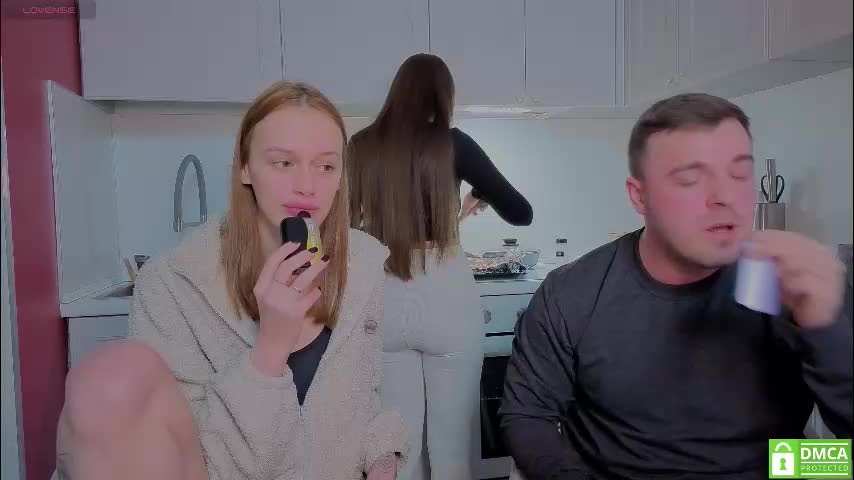 ihavepaws33 Adult Chat January 16, 2026