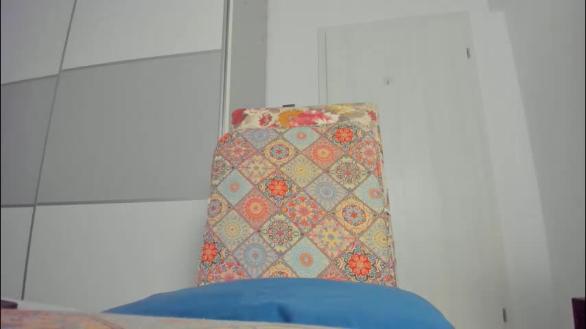 snow_flakee Adult Chat January 16, 2026