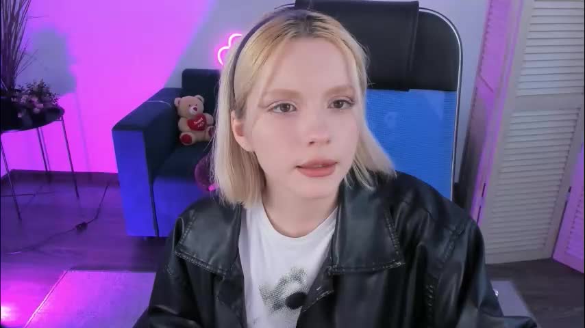 aurorawrenfield Adult Chat January 16, 2026