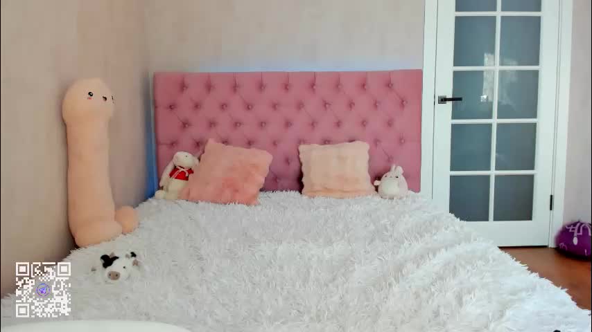 pink_lila18 Adult Chat January 16, 2026