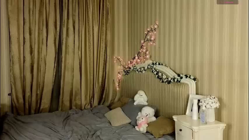 foxxx_tail Adult Chat January 16, 2026