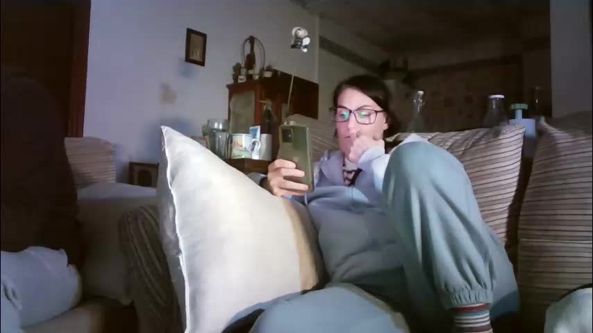 lolahueso Adult Chat January 16, 2026